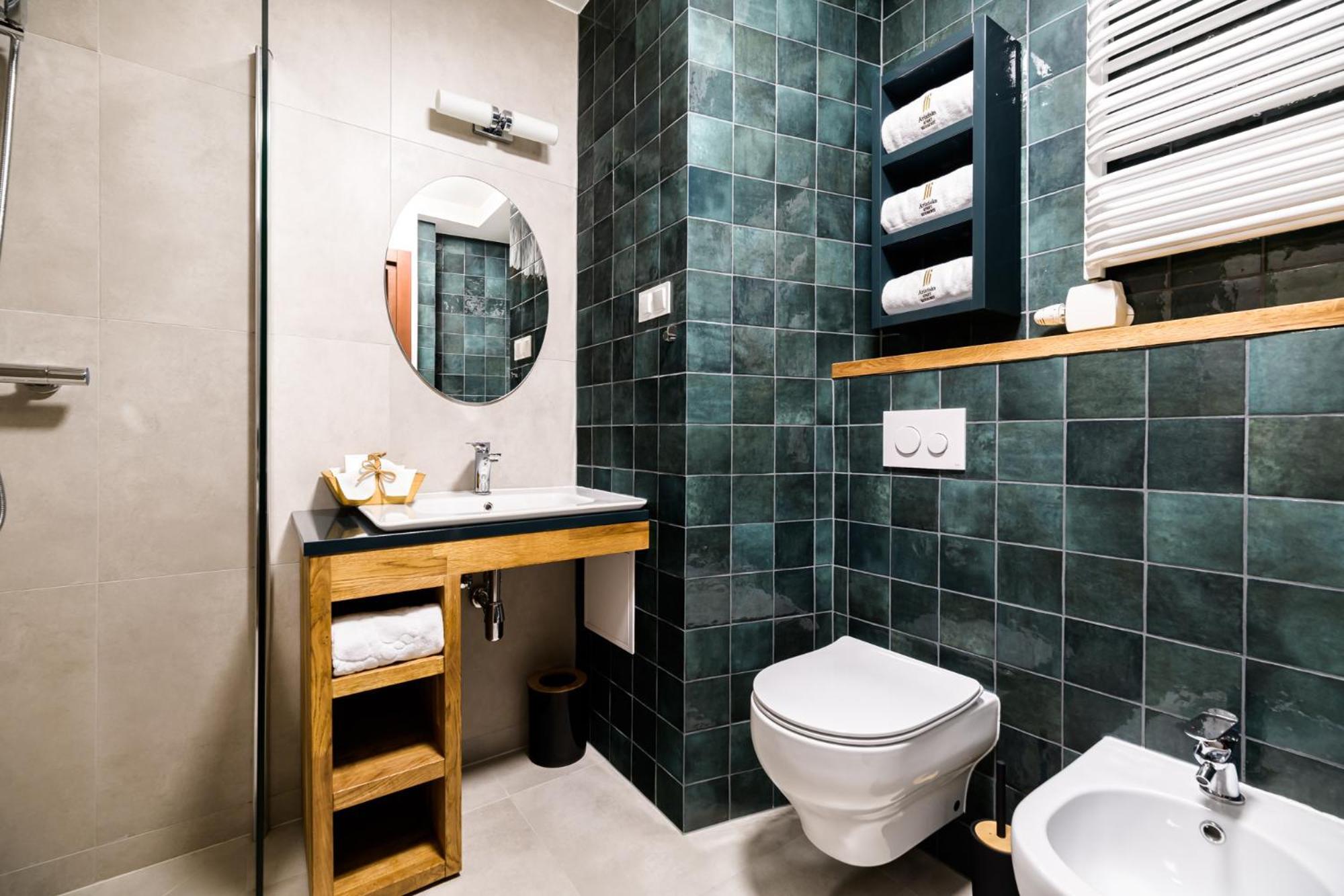Old Town Ac Apartments Main Raiway Station Krakow Bagian luar foto
