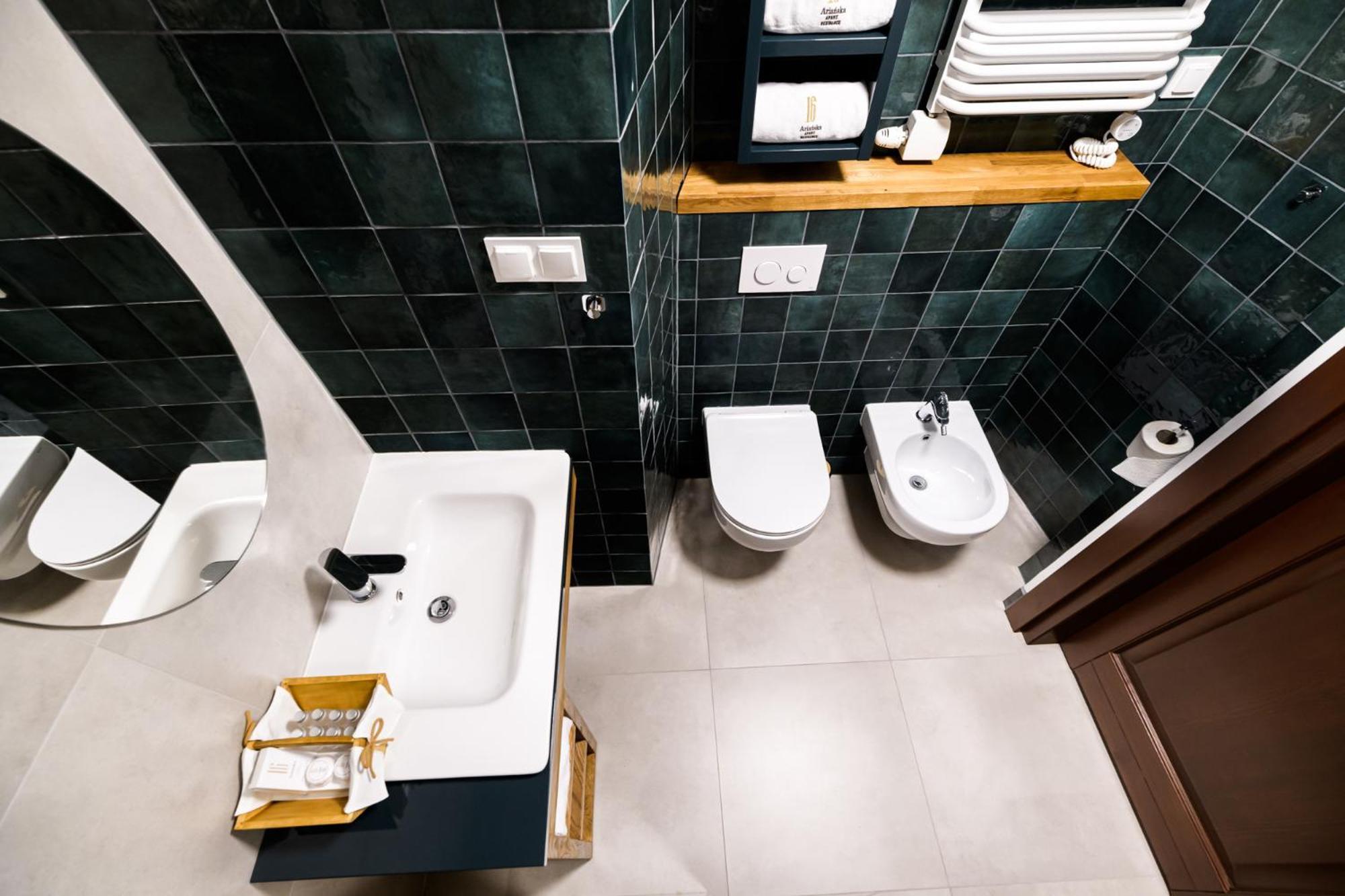 Old Town Ac Apartments Main Raiway Station Krakow Bagian luar foto